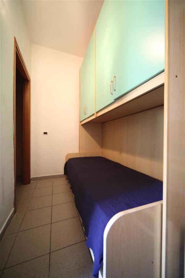Complesso Oasi Apartment Tirrenia Ngoại thất bức ảnh